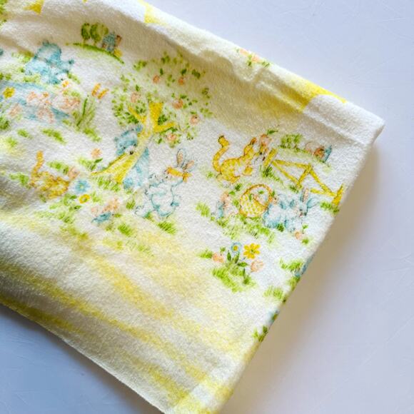 Vintage Dundee Yellow Apple Picking Scenic Soft Baby Swaddle Receiving Blanket - Picture 1 of 4